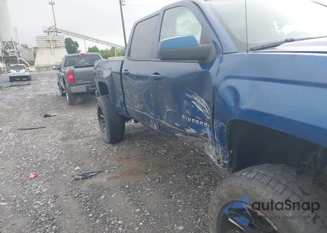 2015 Chevrolet Silverado 1500 2Lt z USA, uszkodzony, nr VIN 3GCUKREC2FG236365